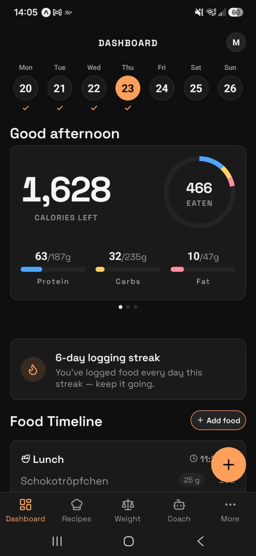 Calpaca dashboard showing calories remaining and macro rings